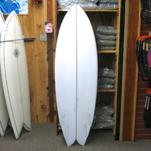 QUAD FISH 5' 8" CLEAR SANDED - Image 2